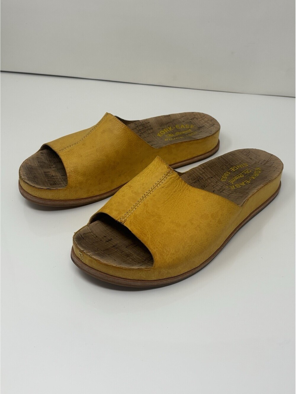 Kork-Ease TUTSI Mustard Yellow Leather Slides/Sandals Women’s Sz 8M